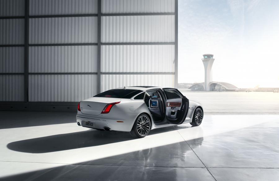  Jaguar XJ Ultimate 2012 года  (фото 48 из 54)